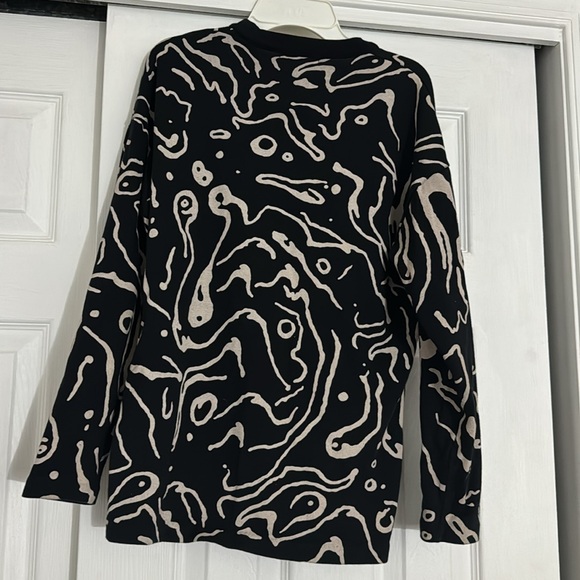 Zara sweater - Picture 2 of 2